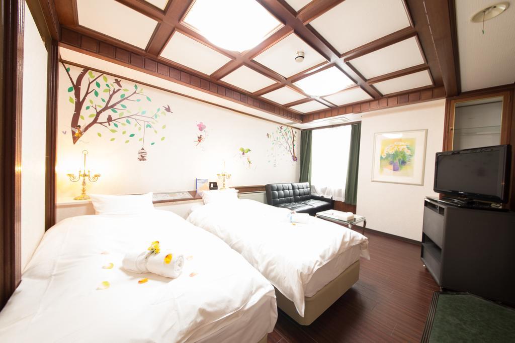 Hotel Candy Hall (Adults Only) Osaka Exterior photo