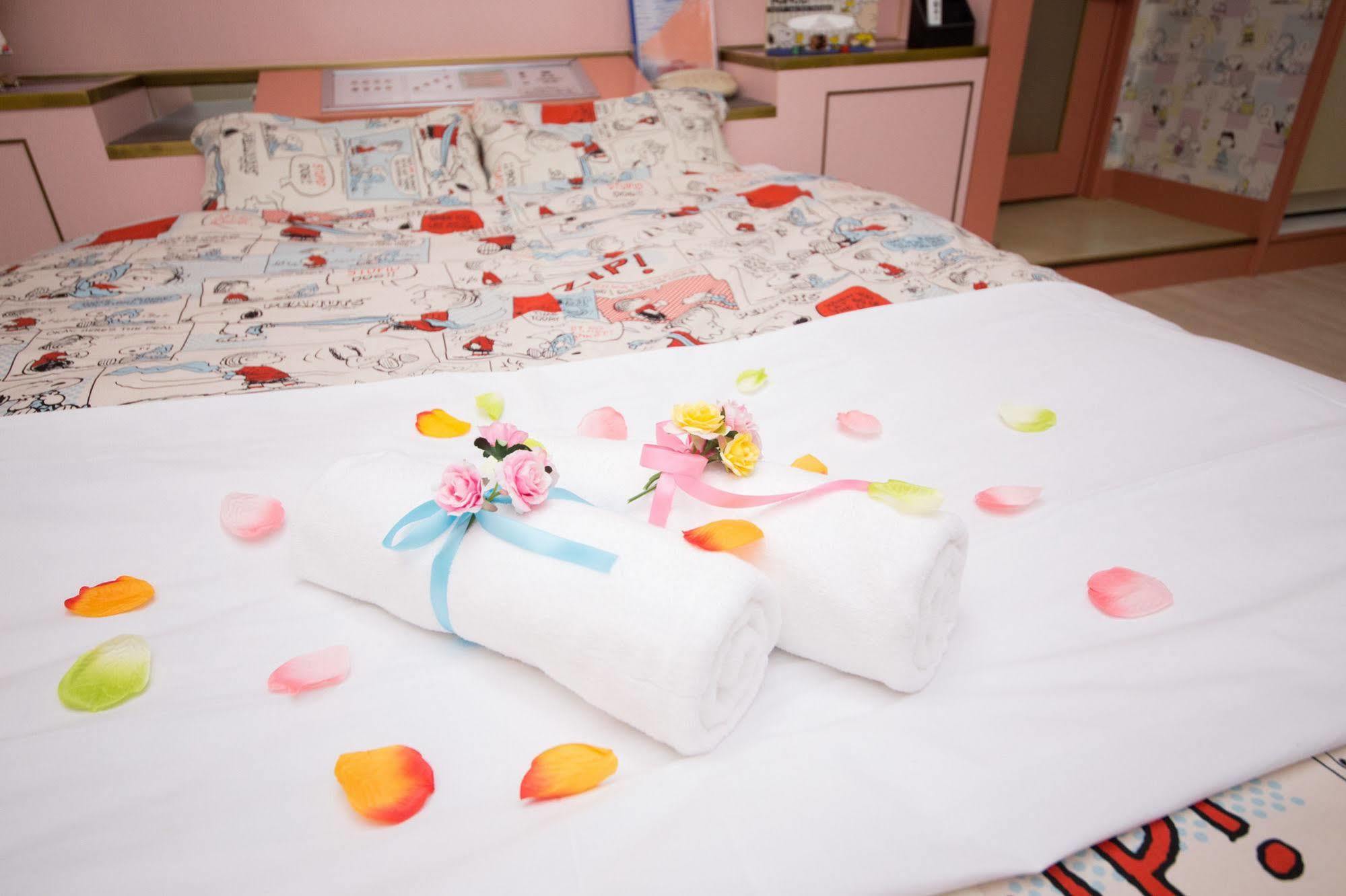 Hotel Candy Hall (Adults Only) Osaka Exterior photo